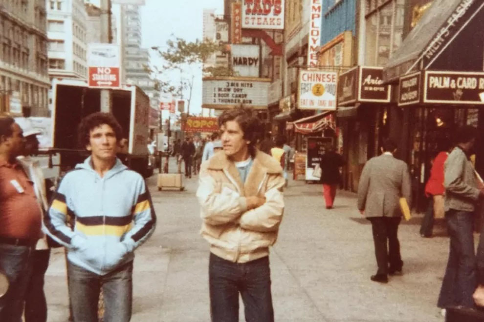 [navarro_6_arenas_caminando]